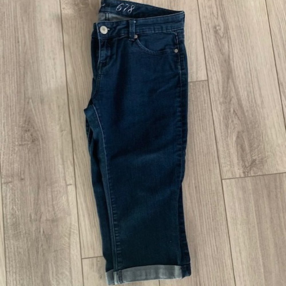 The Limited 678 Jean Capri's size 8